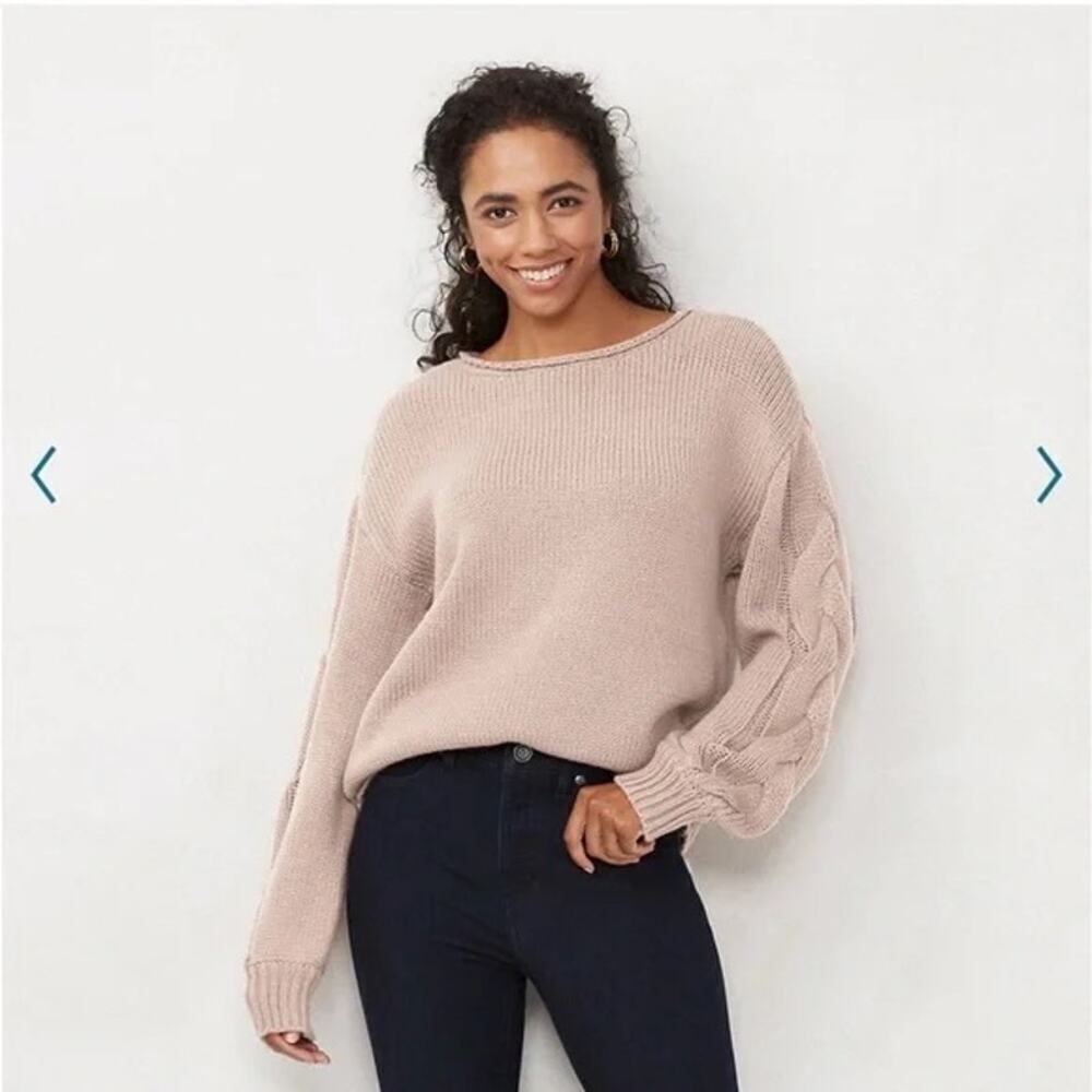 Lauren Conrad knit sweater size medium